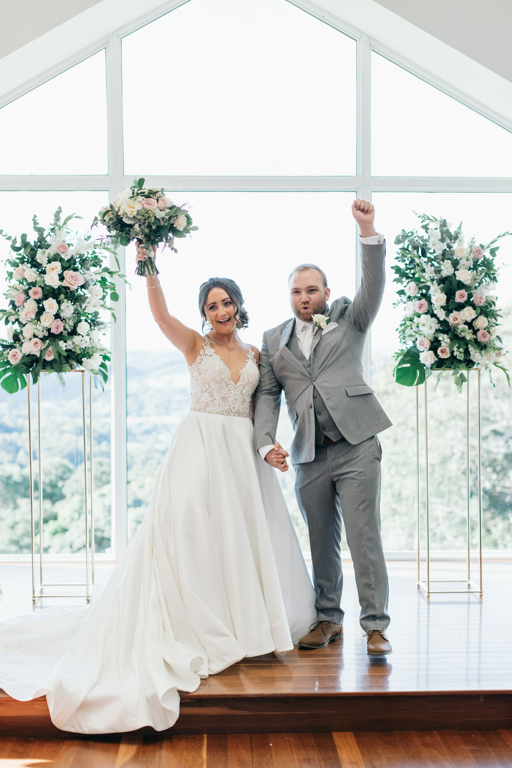 Floral styling for Brisbane bride by Jacqui M Floral